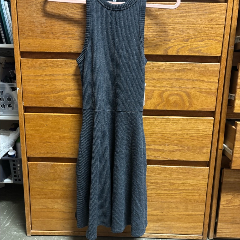 Gray tennis Dress - Picture 6 of 6